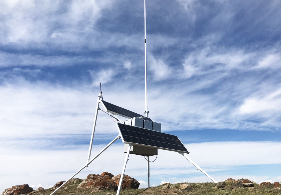 Blog perusahaan terbaru tentang MANET Radio VS DMR Radio