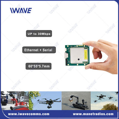MIMO OEM IP MESH Modul 600Mhz / 1.4Ghz Frekuensi Untuk UGV Swarm